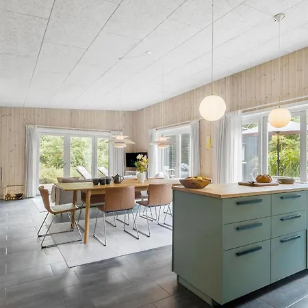 Lovely In With Sauna