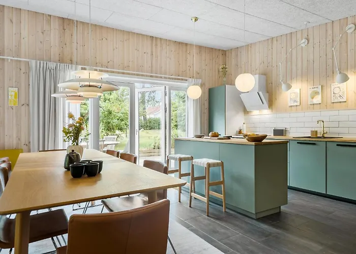 Semesterbostad Lovely In With Sauna