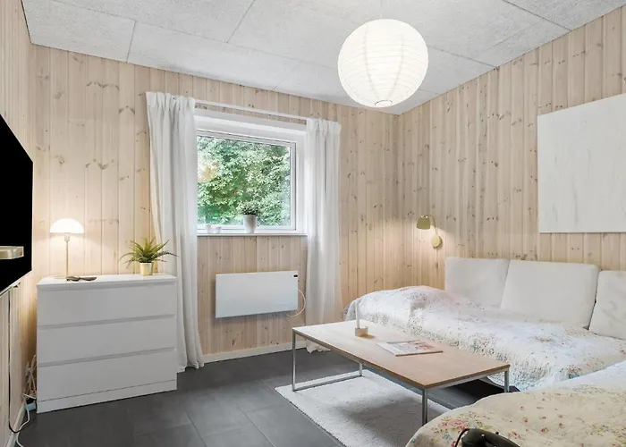 Lovely In With Sauna Semesterbostad *